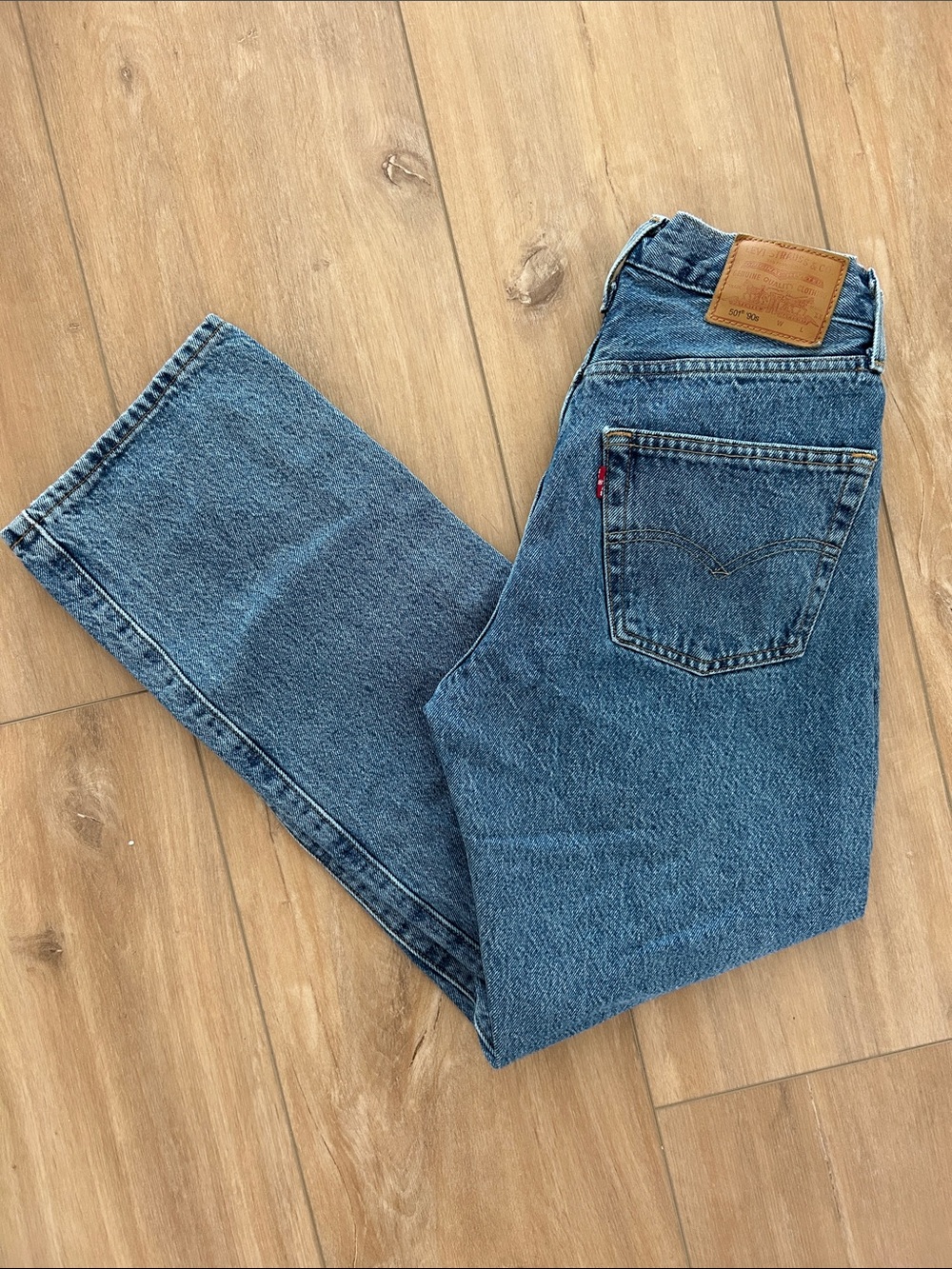 LEVI’S 501 Button-Fly 90’s Fit 100% Denim Jeans - Picture 8 of 12
